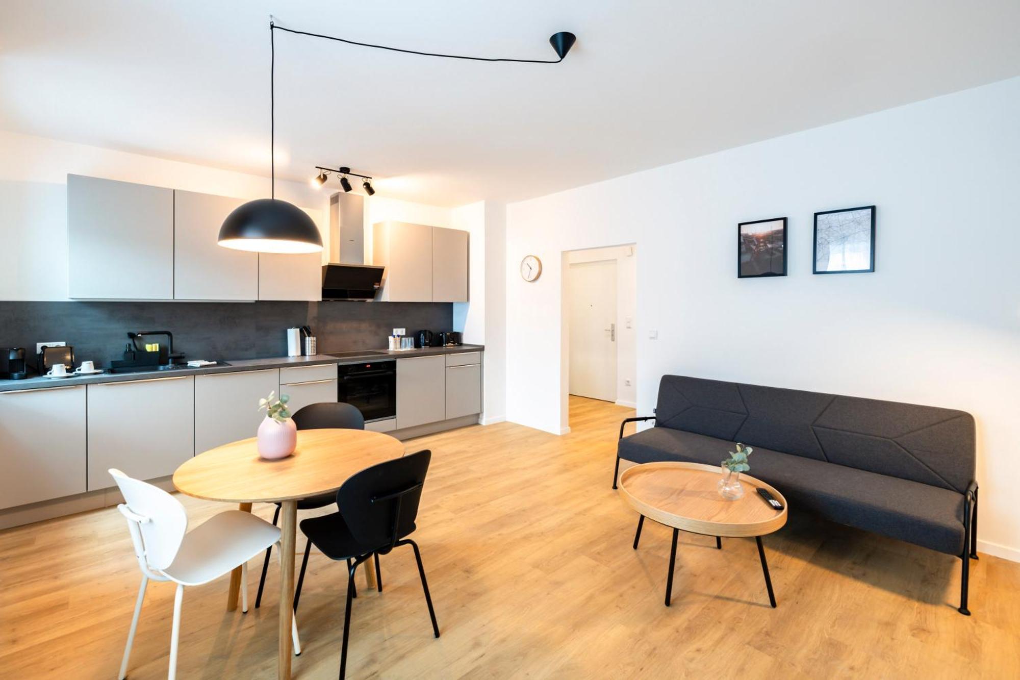 Glueck Auf Appartements Herkulesstrasse إسن المظهر الخارجي الصورة