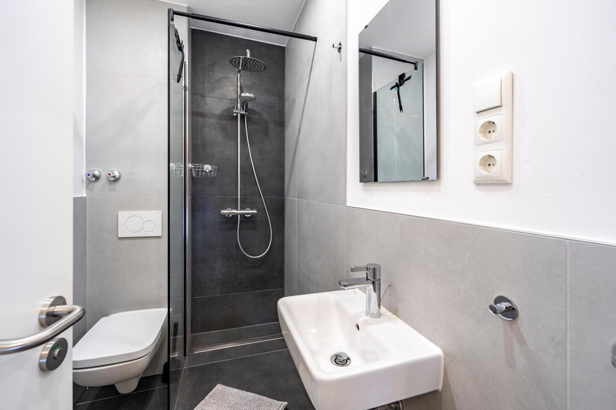Glueck Auf Appartements Herkulesstrasse إسن المظهر الخارجي الصورة